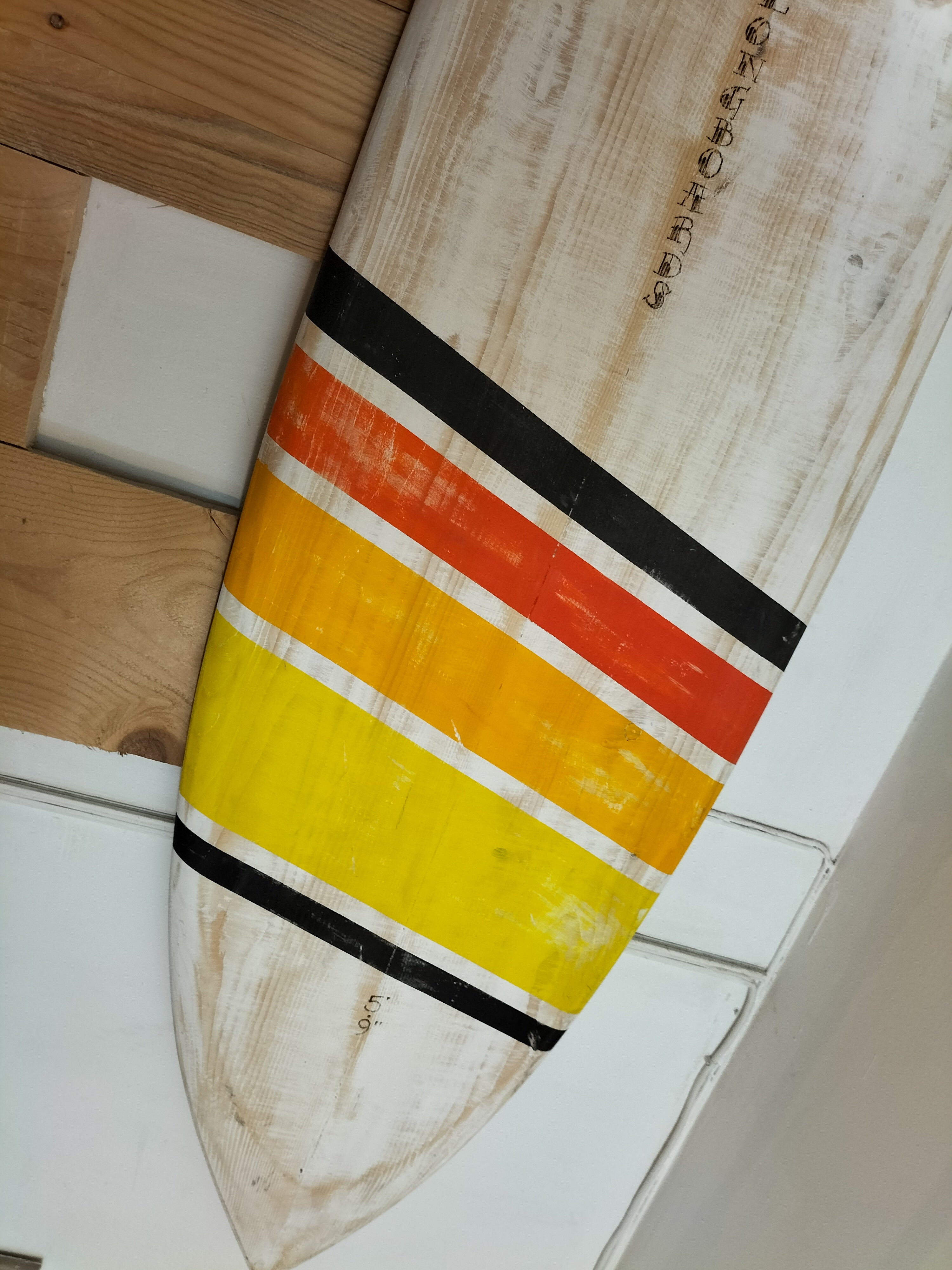 AC Longboards Old Orange appendiabiti surf legno 180 cm