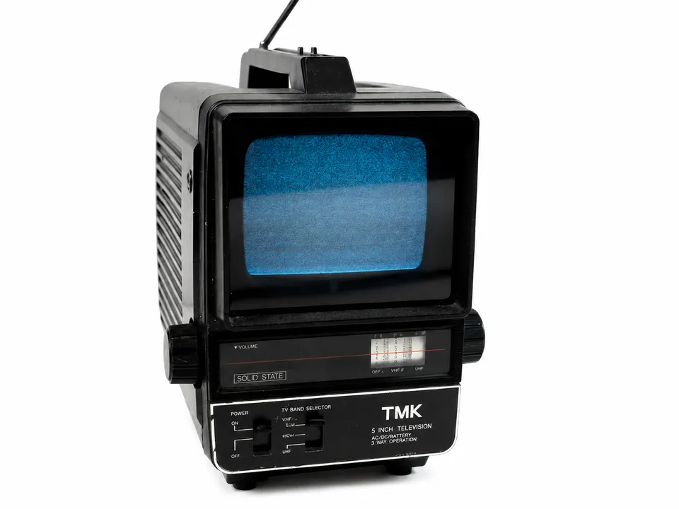 TMK 5'' TV mini CRT bianco e nero funzionante