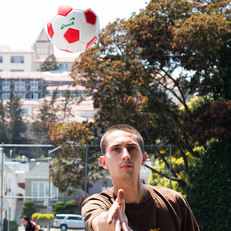 Snack Alive mini pallone calcio n.1 logo