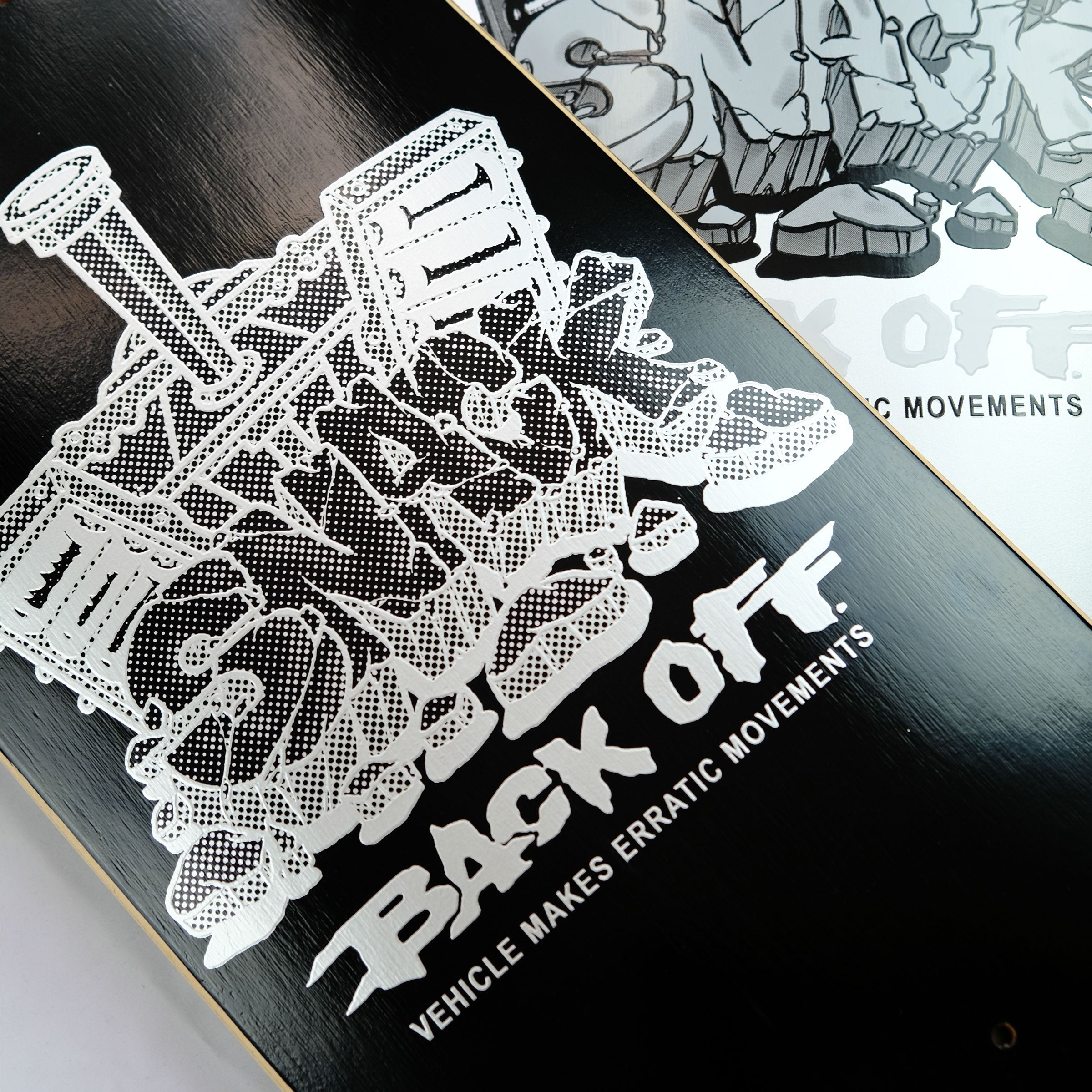 Snack Back Off tavola skate 8.25 argento