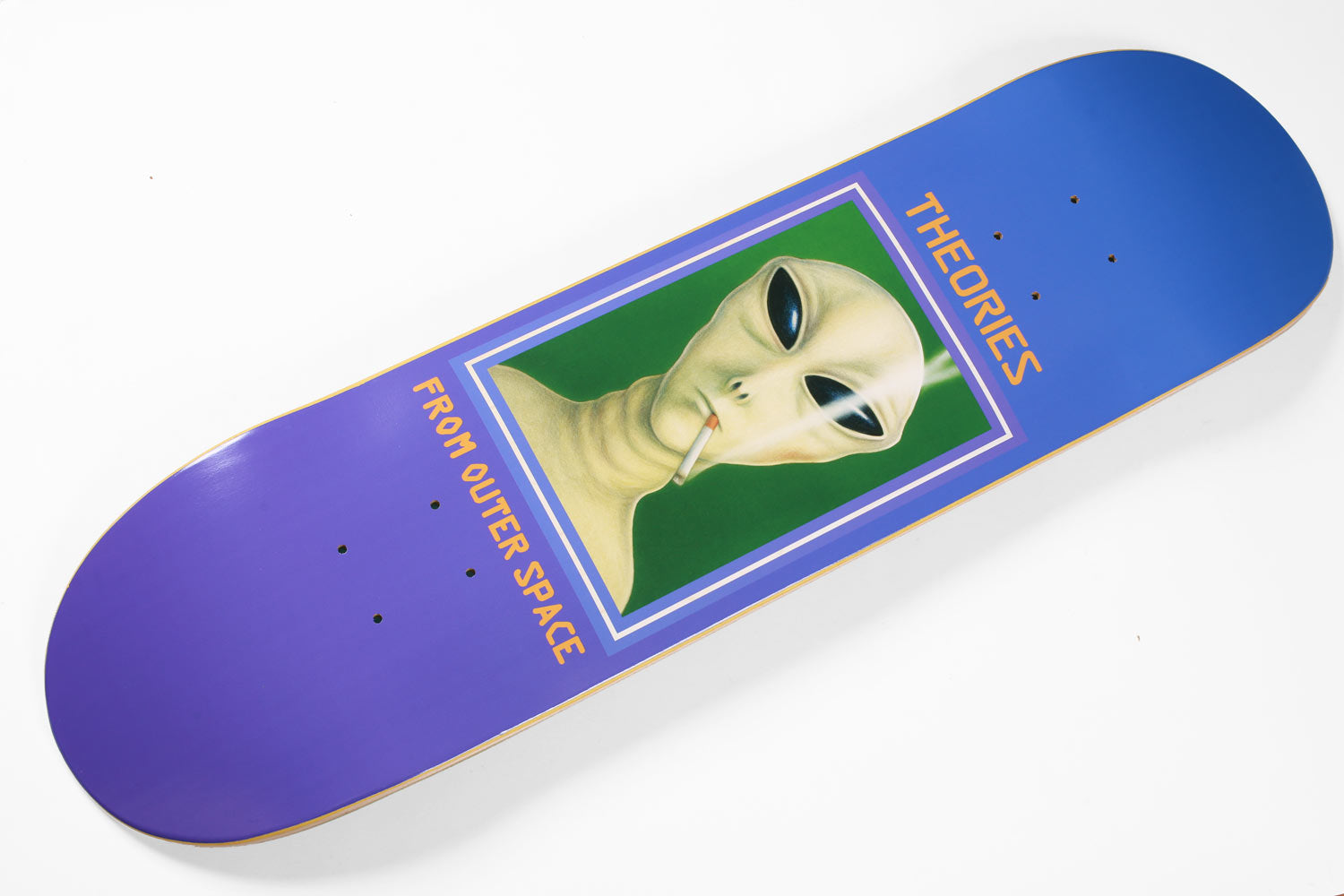 Theories Outer Space tavola skate 8.25" acero canadese