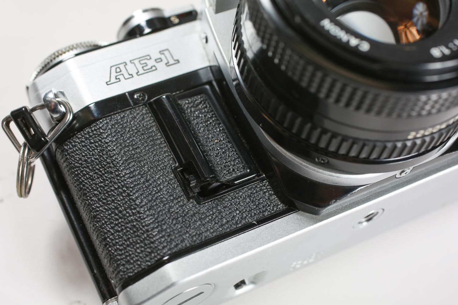Canon AE-1 fotocamera analogica 35mm con 50mm f/1.8