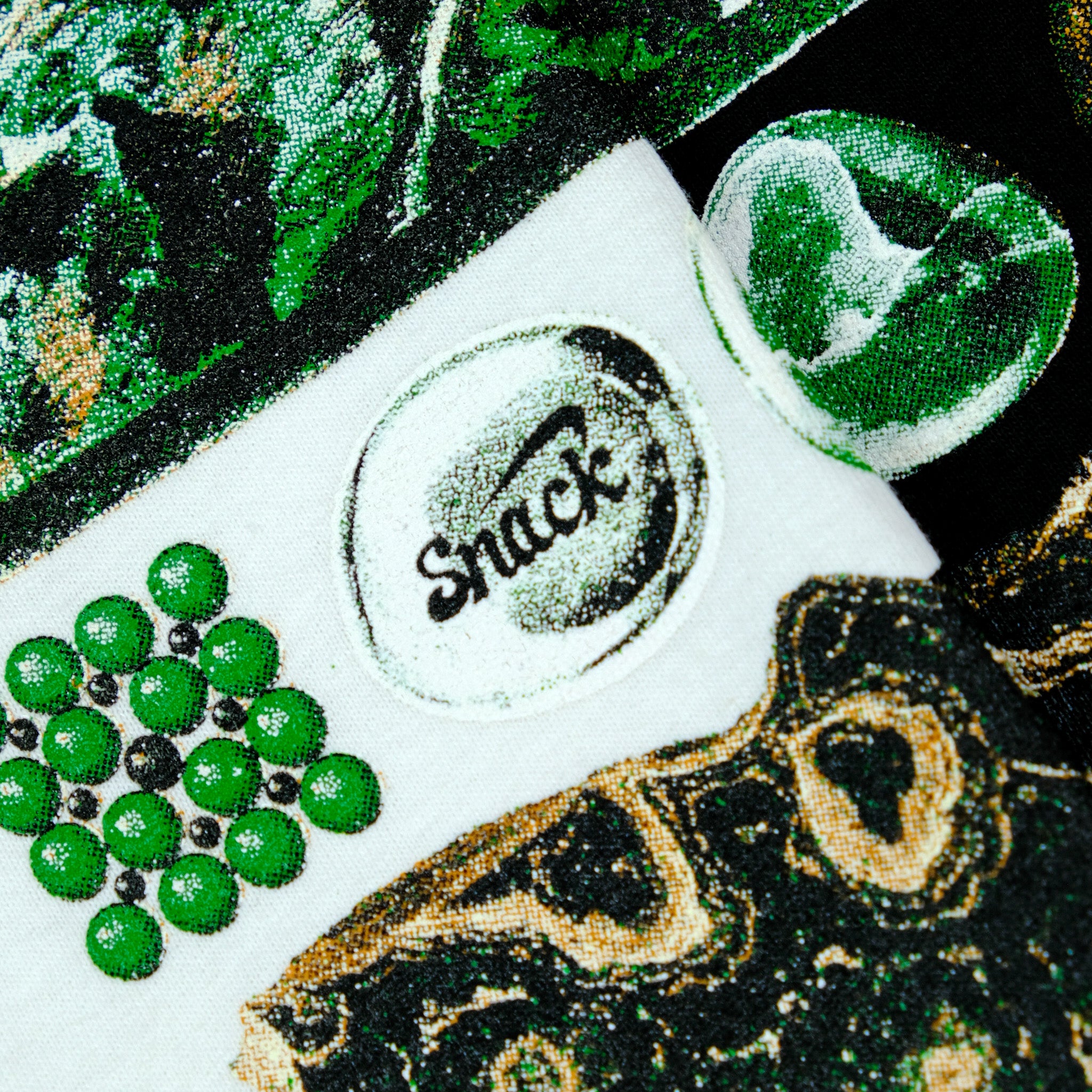 Snack Rocks & Minerals T-Shirt Bianca Cotone