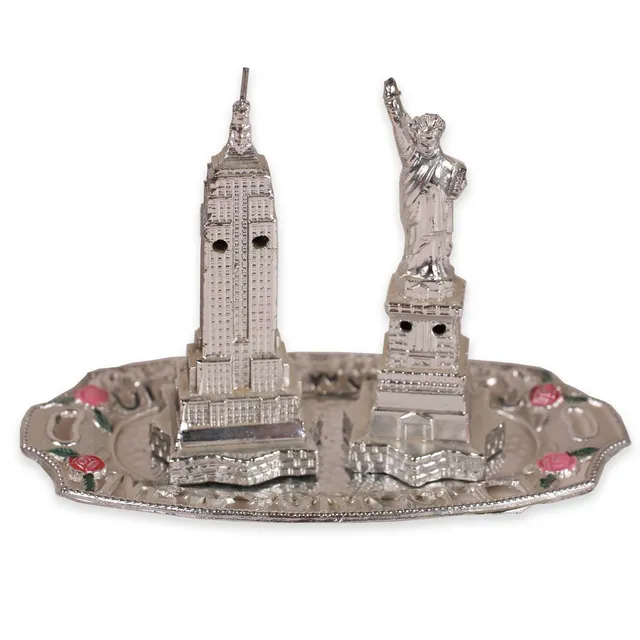Theories of Atlantis New York saliera pepe souvenir metallo 1960