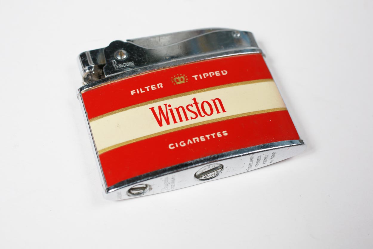Winston Zenith accendino a butano rosso vintage