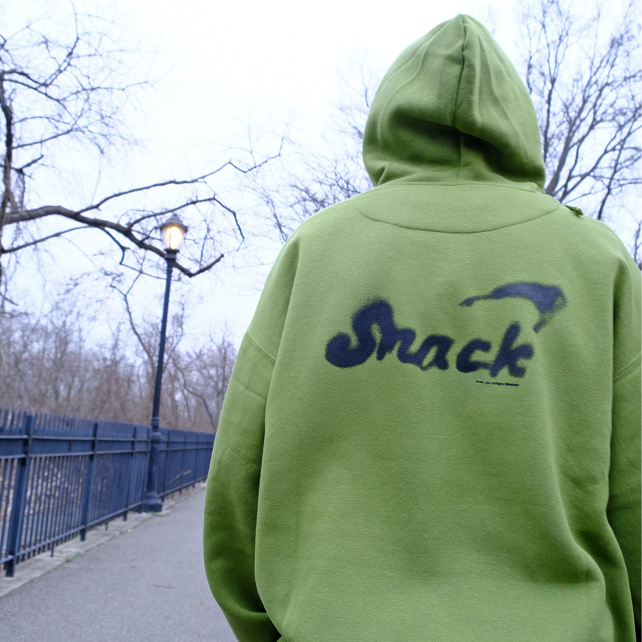 Snack Alive Overspray felpa cappuccio moss L