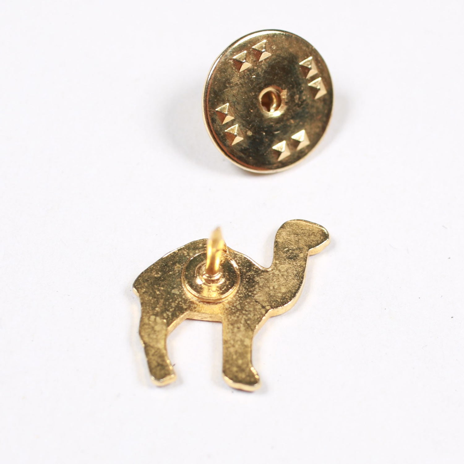 Masonic Cammello 24 pin smaltata vintage 1 cm da giacca