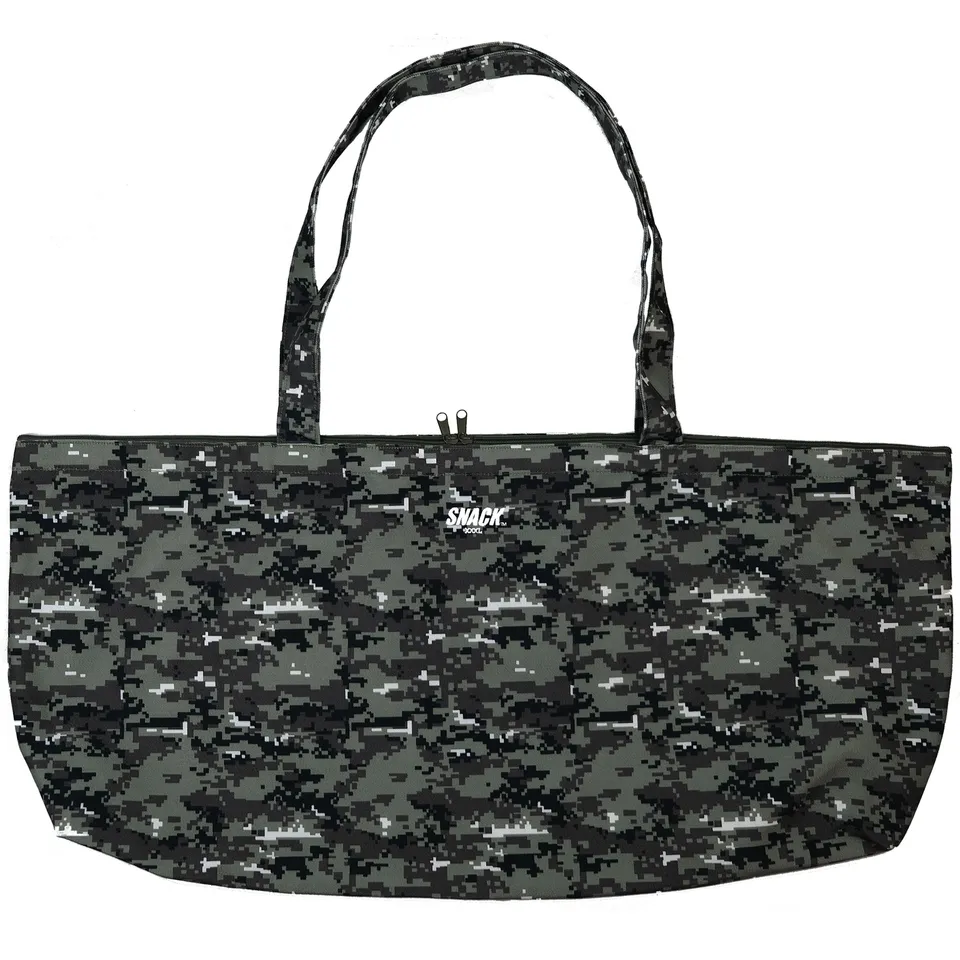 Snack XXXL Digi Camo borsa tote skate tela 35”