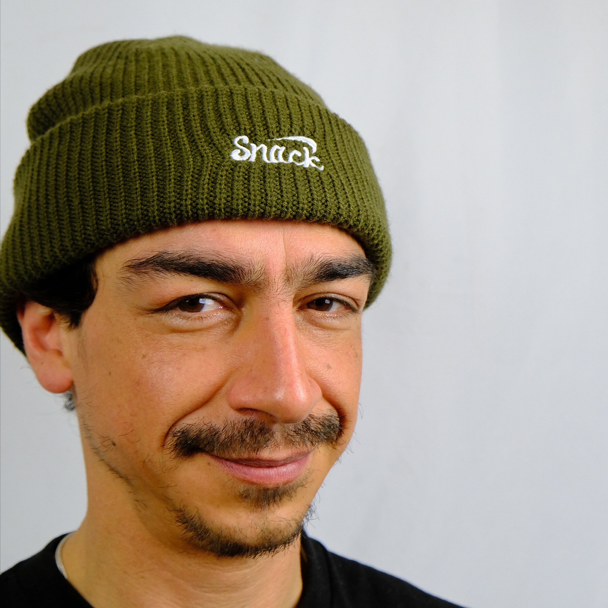 Snack Alive Jeep beanie berretto con visiera