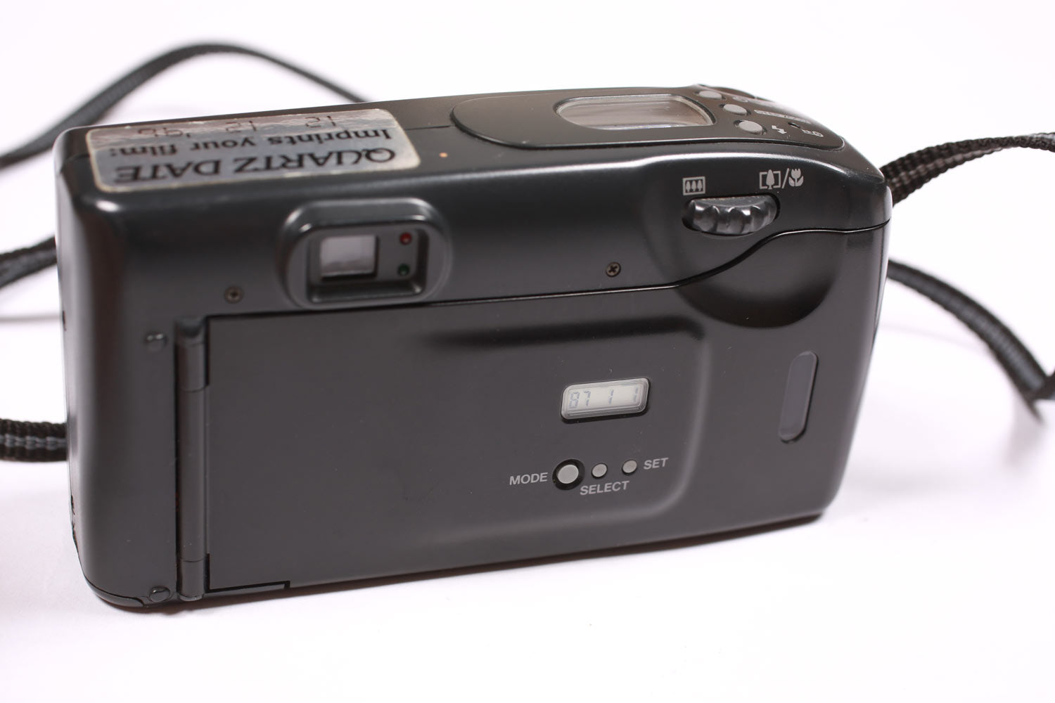 Yashica Zoom 90 macchina fotografica 35mm point and shoot
