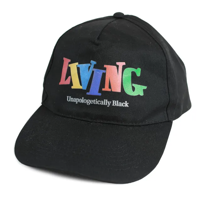 Living Unapologetically Black Dad Cap cappello nero strapback