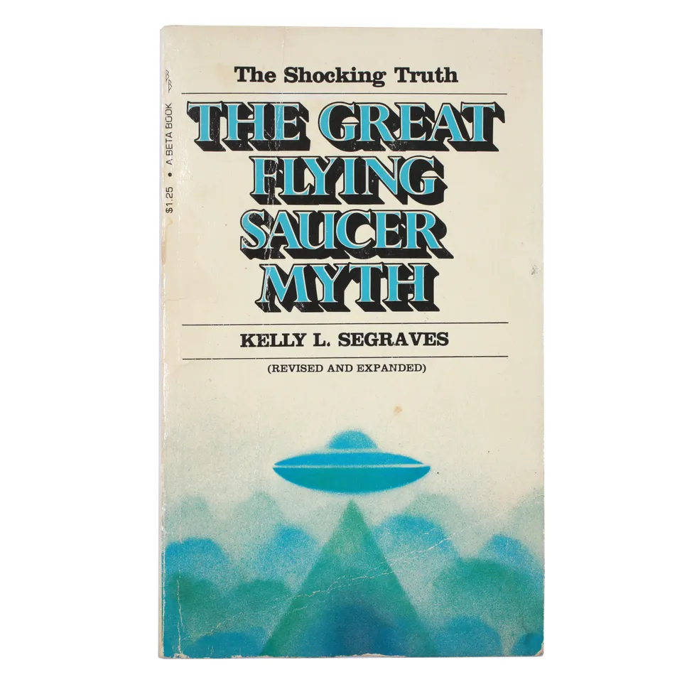 Theories of Atlantis Great Flying Saucer Myth libro vintage 1977
