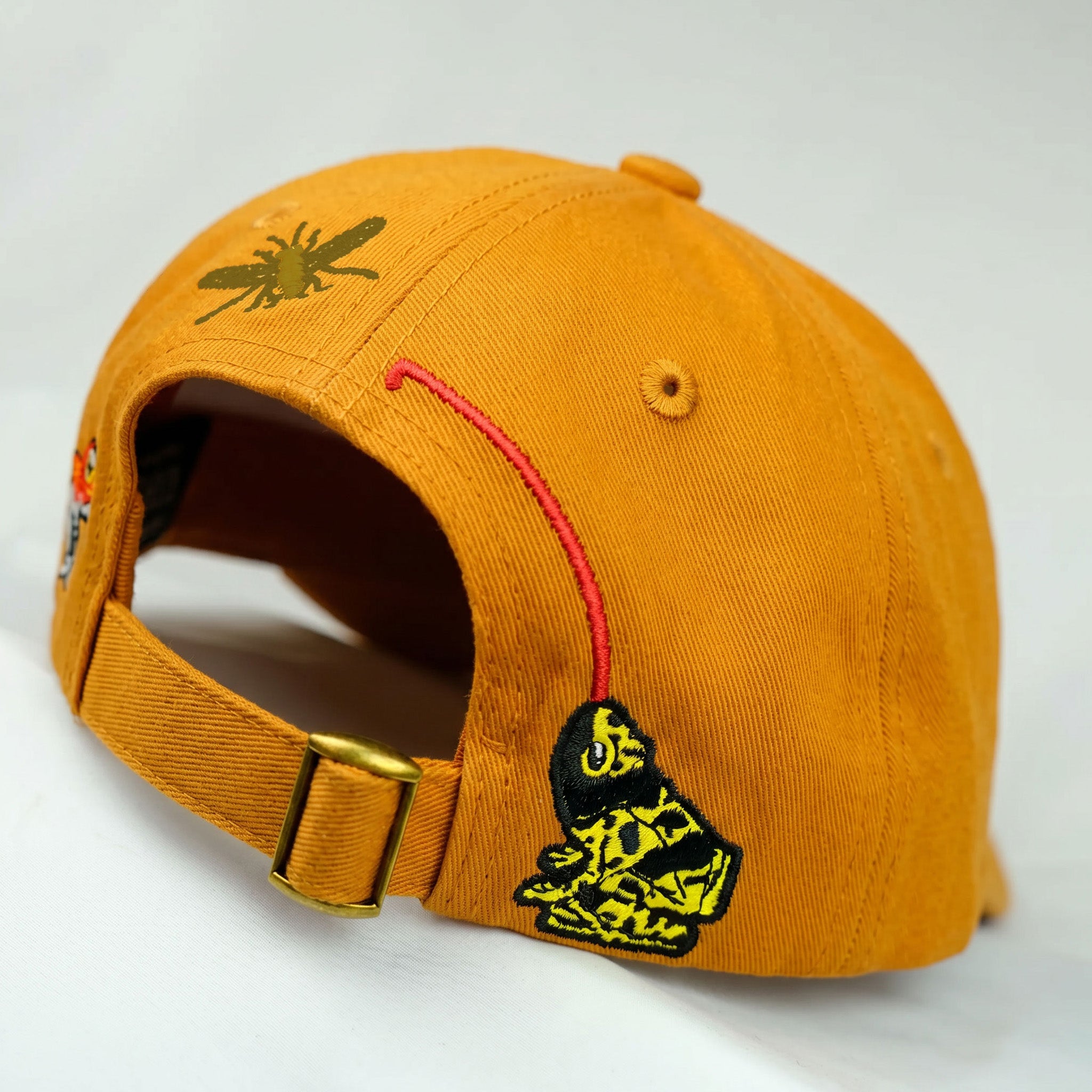 Snack Skateboarding Poisonous Darts cappello oro tela