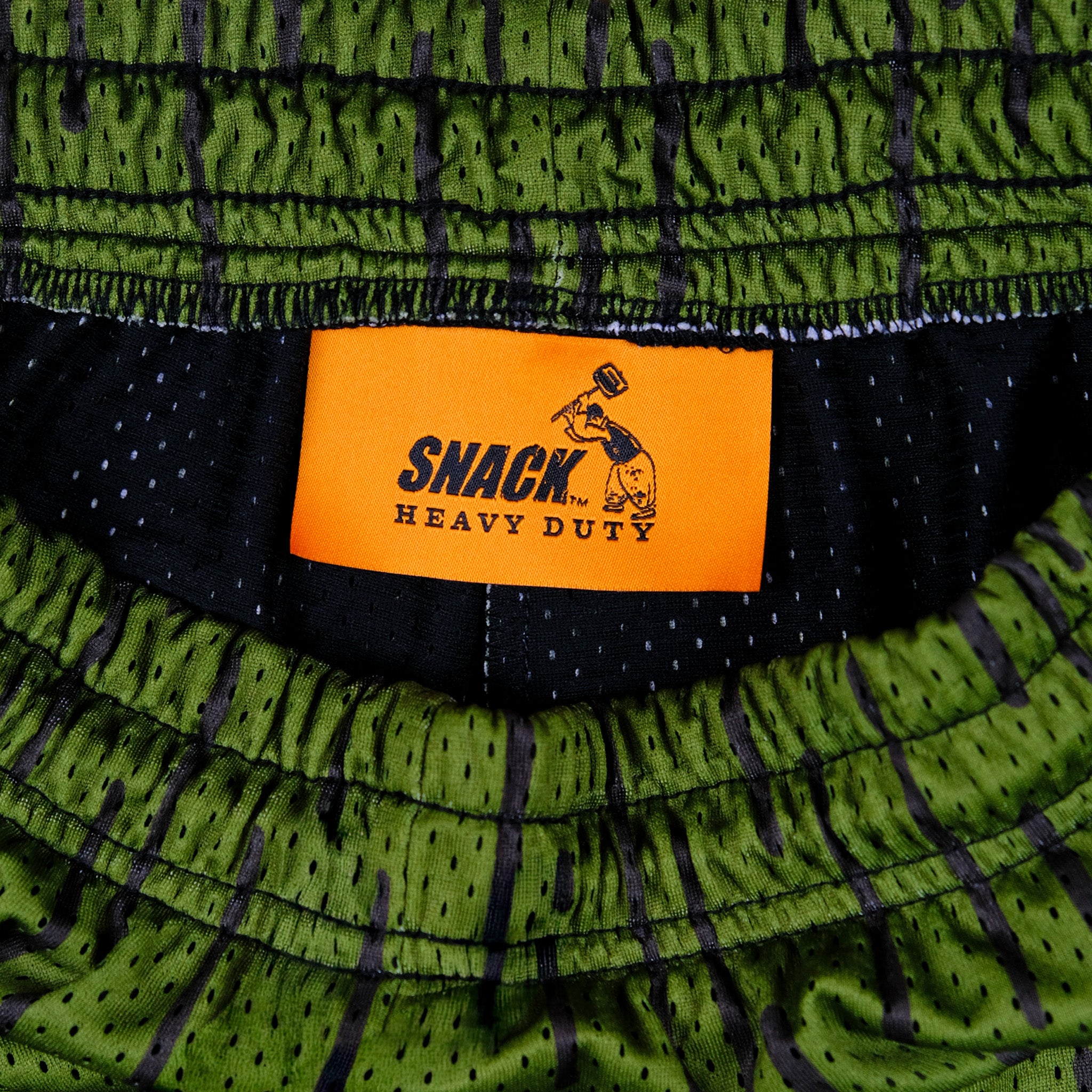 Snack Skateboarding Rain Camo pantaloncini mesh larghi