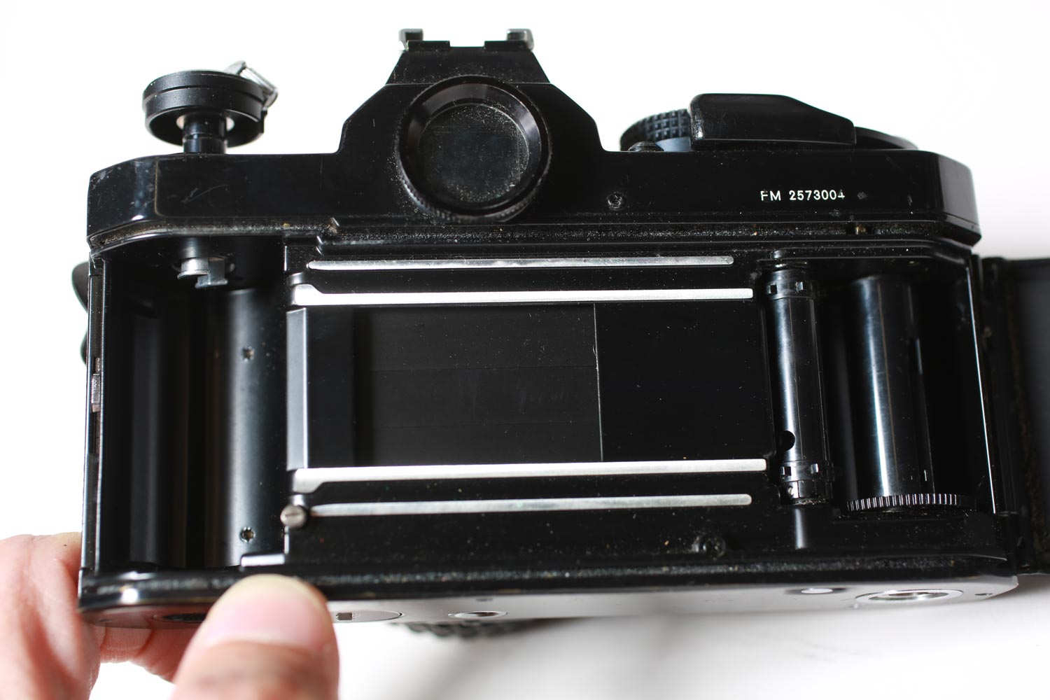 Nikon FM macchina fotografica analogica 35mm 50mm f/1.8 nera
