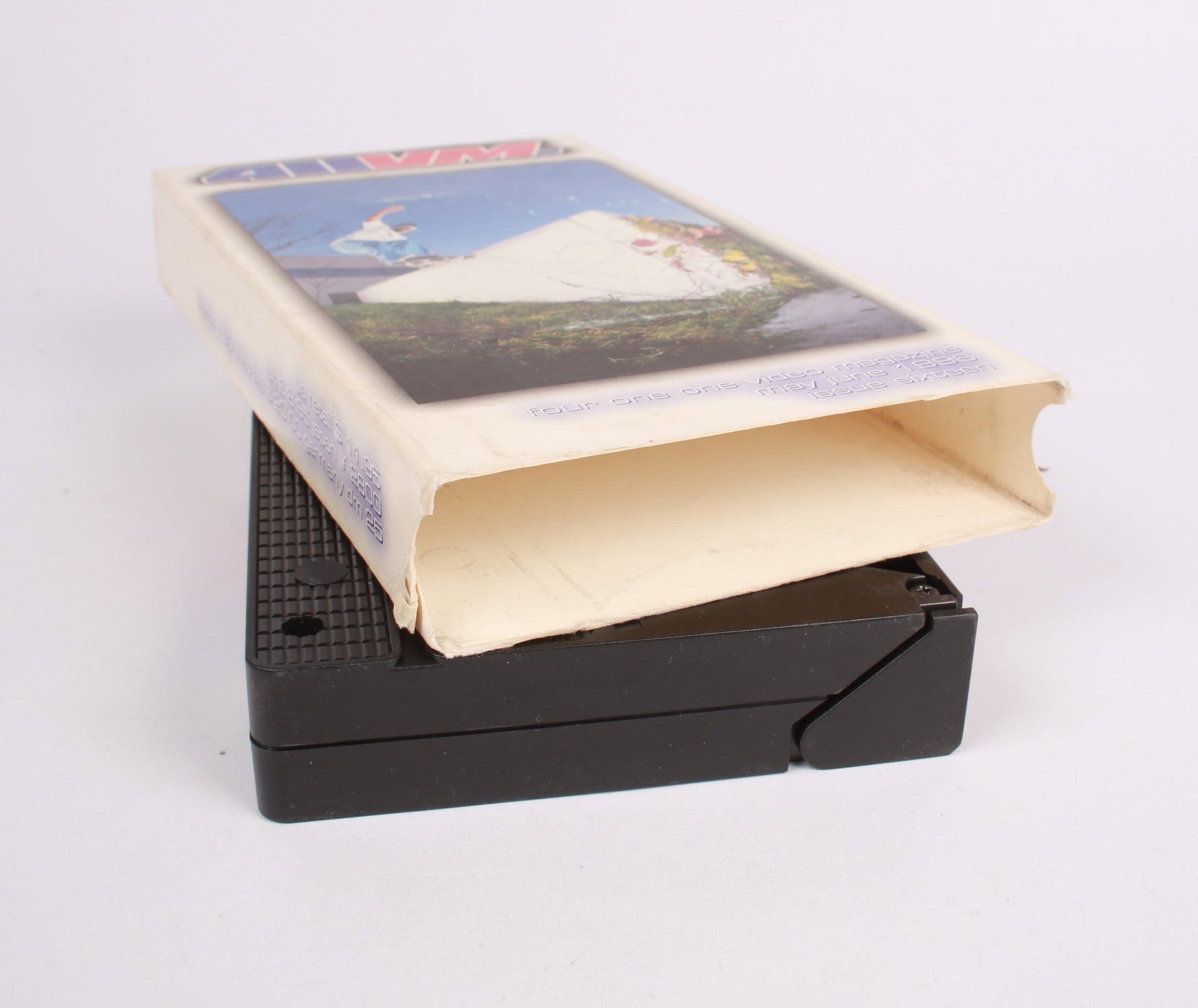 411VM Issue 16 videocassetta VHS 1996