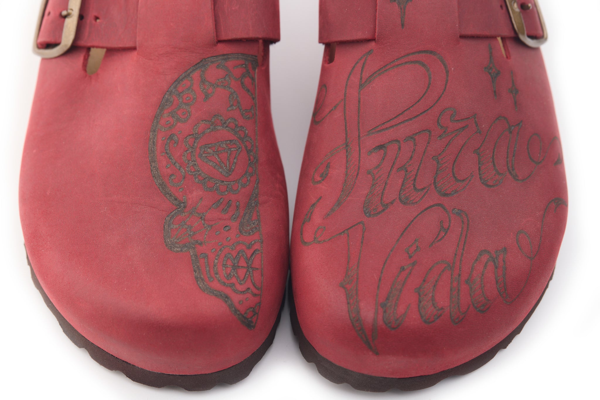 AC Longboards 1900 Garnet Pura Vida sabot pelle pirografato
