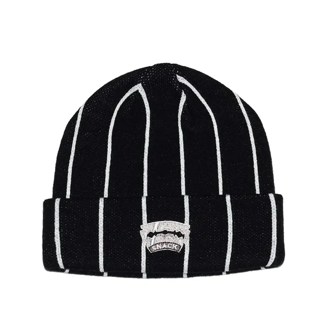 Snack Razor Sharp beanie fantasia logo ricamato