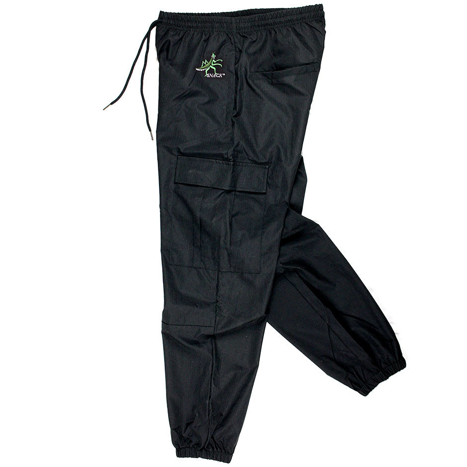 Snack Skateboarding Mantis pantalone cargo nylon nero
