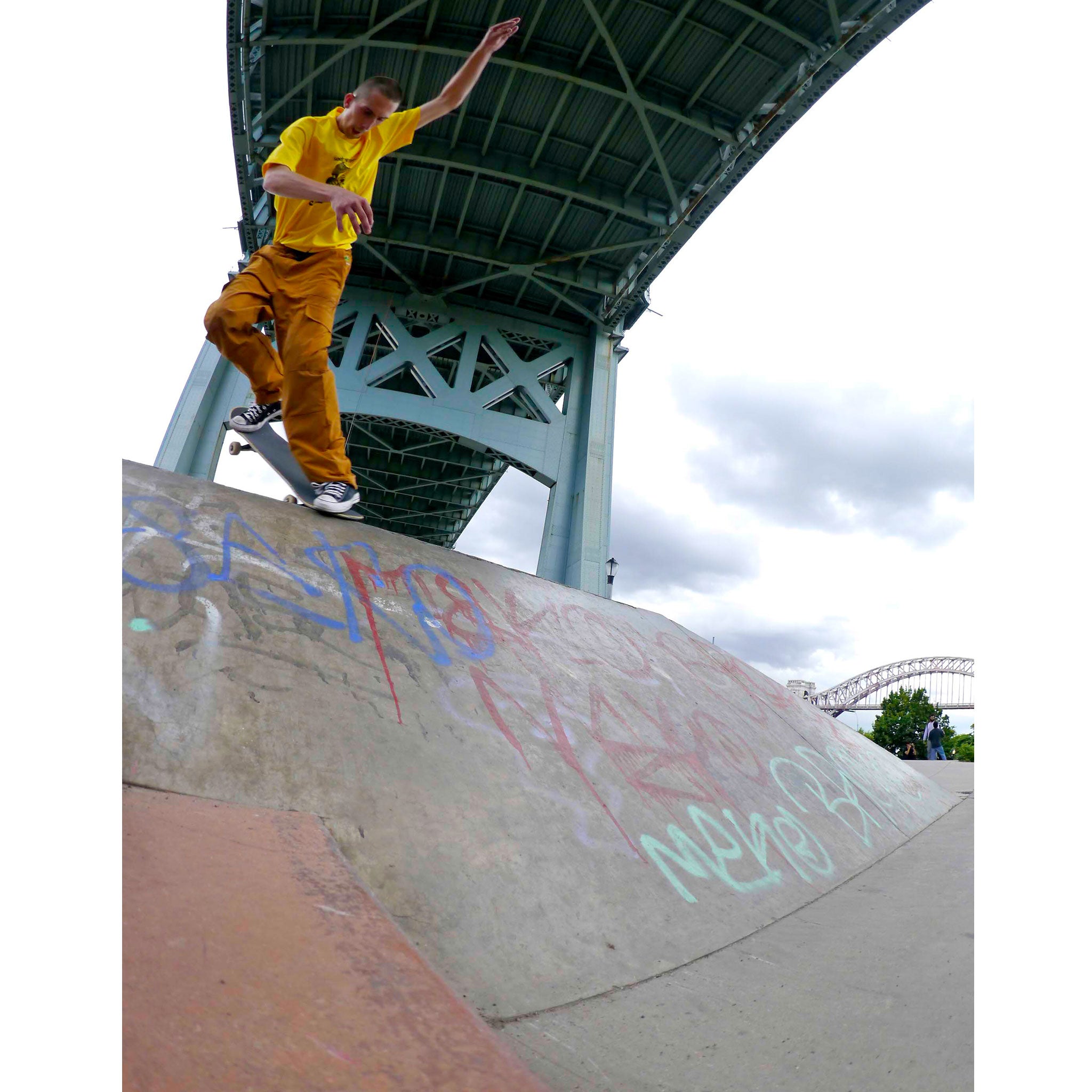Snack Skateboarding Mantis pantaloni cargo golden milk