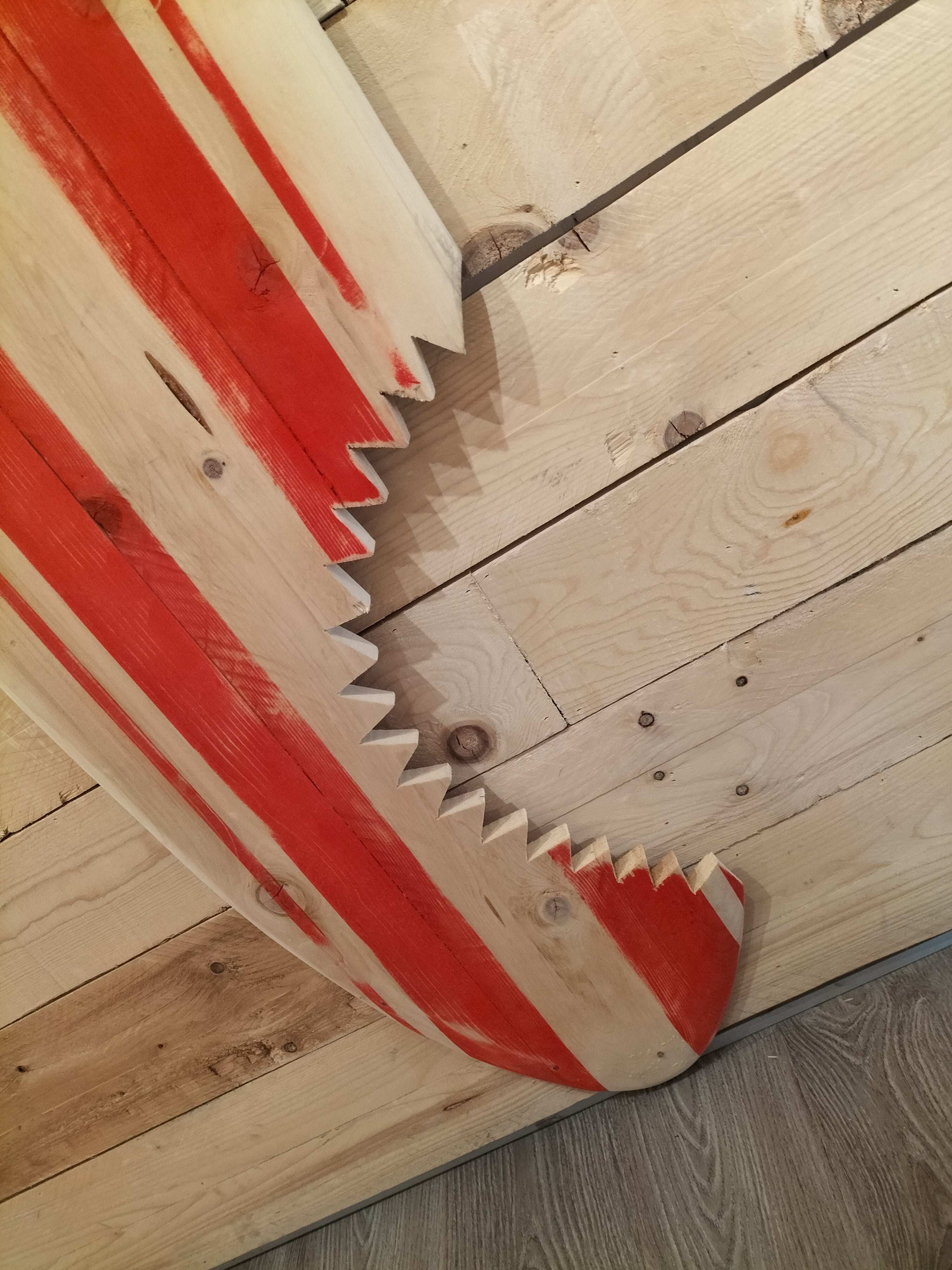 AC Longboards Red Bite appendiabiti surf legno 185 cm