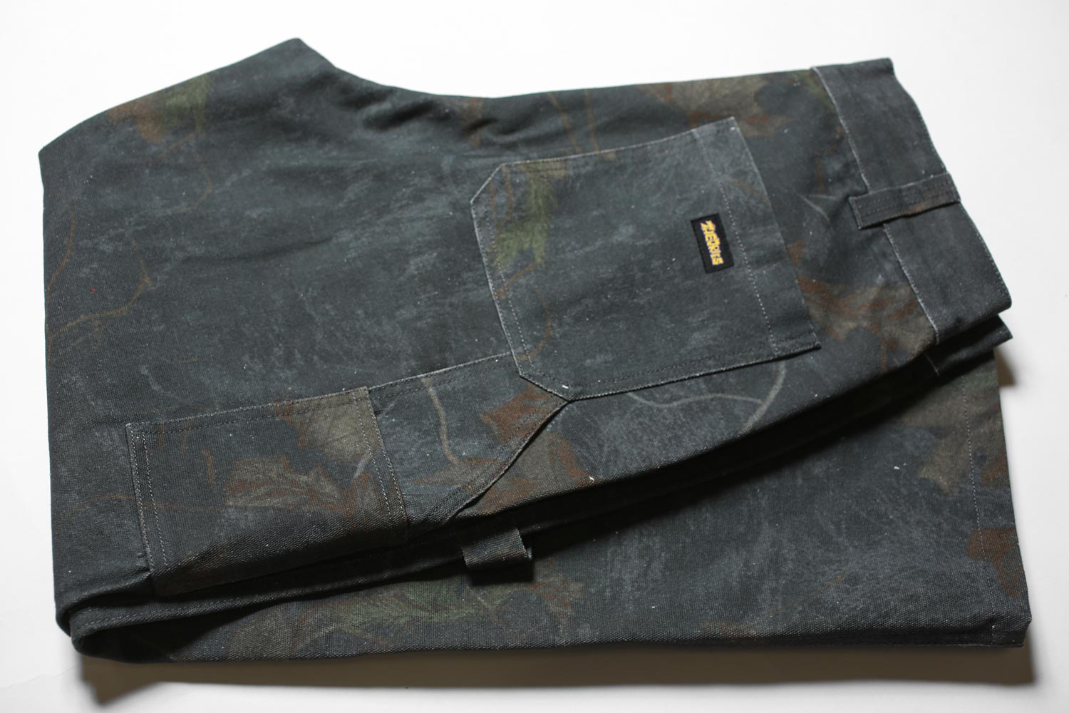 Theories Piano Trap Carpenter pantaloni camo ash timber