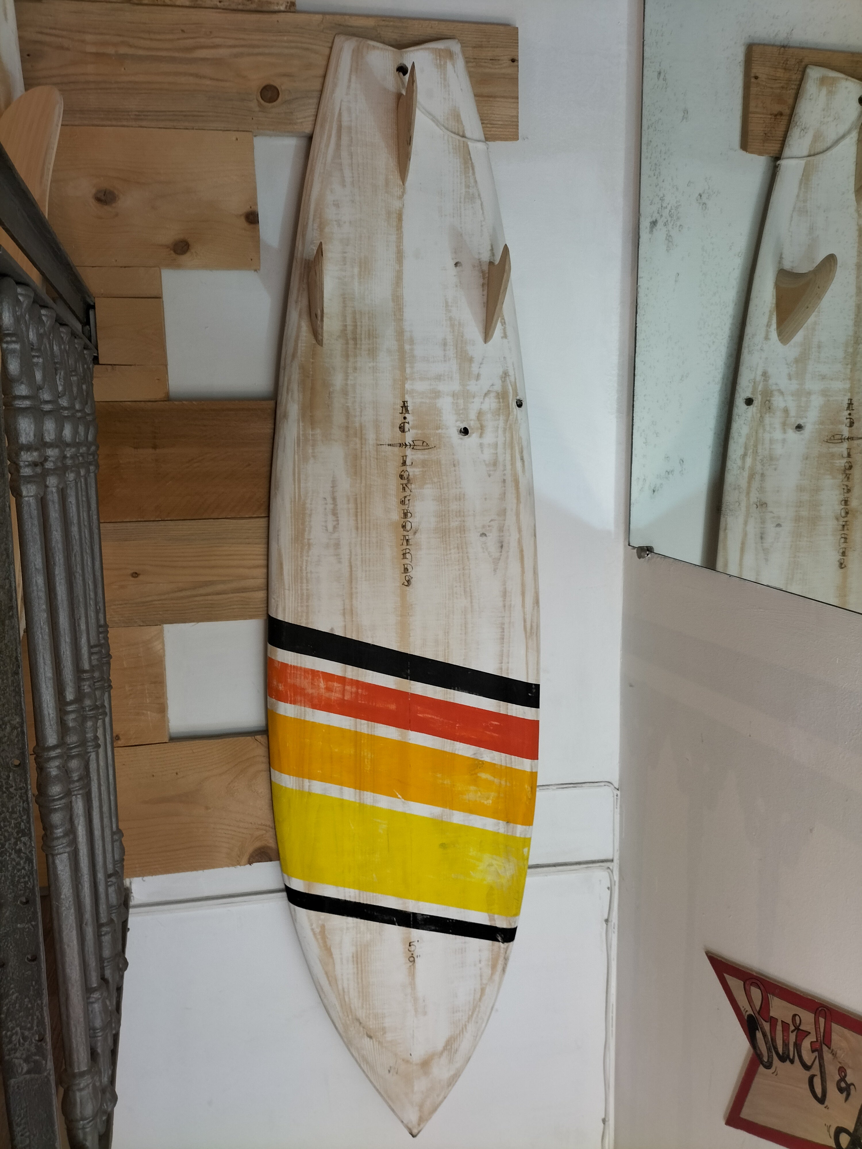AC Longboards Old Orange appendiabiti surf legno 180 cm