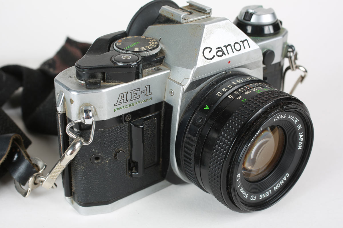 Canon AE-1 Program fotocamera 35mm con 50mm f/1.8