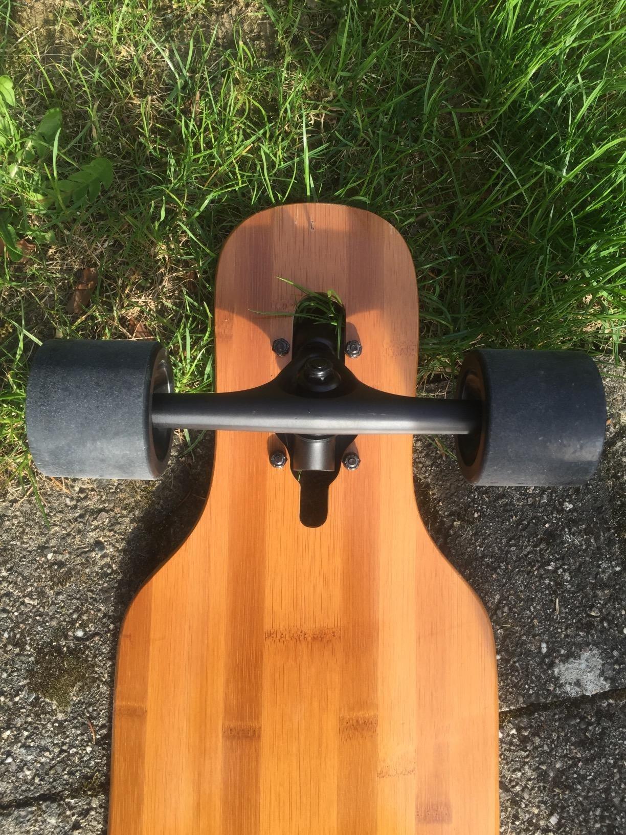 Jucker Hawaii New Hoku Flex 2 longboard completo bambù